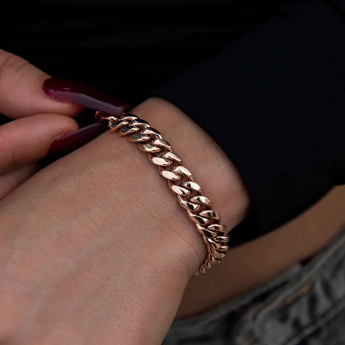 Thumb 4